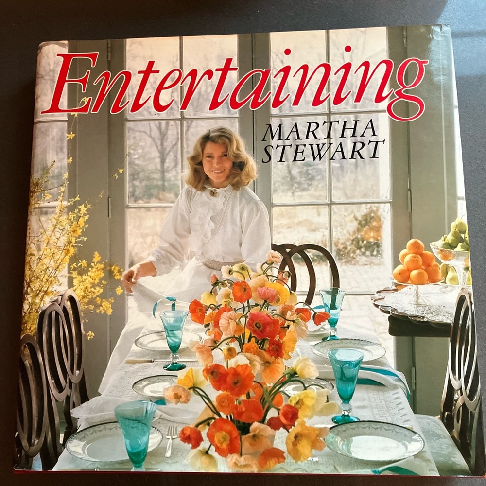 Vtg 1982 Entertaining by Martha Stewart Hardcover w/Dust Jacket